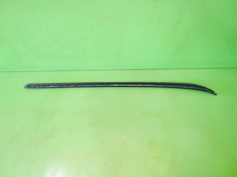 Listwa szyby czołowej prawa 4F0854328 AUDI A6 C6 2.0 TDI AVANT 08-11