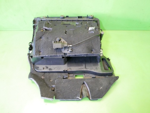 Schowek przód prawy pasażera 4F1857035CH AUDI A6 C6 2.0 TDI AVANT 08-11