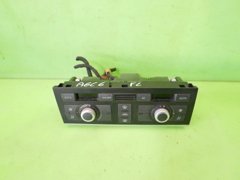Panel nawiewu klimatyzacji 4F1820043AK AUDI A6 C6 2.0 TDI AVANT 08-11