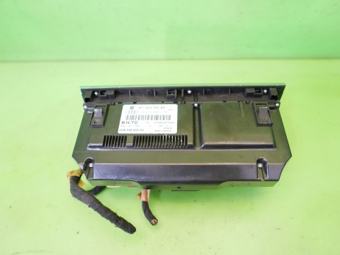 Panel nawiewu klimatyzacji 4F1820043AK AUDI A6 C6 2.0 TDI AVANT 08-11
