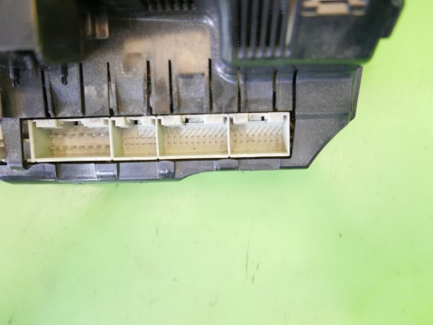 Panel nawiewu klimatyzacji 4F1820043AK AUDI A6 C6 2.0 TDI AVANT 08-11