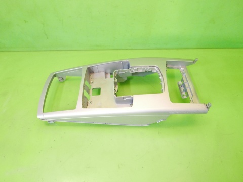 Dekor ramka tunel środkowy 4F1864261 AUDI A6 C6 2.0 TDI AVANT 08-11