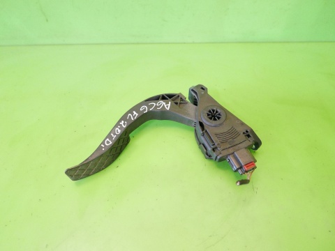Potencjometr pedał gazu 8K1721523 AUDI A6 C6 2.0 TDI AVANT 08-11