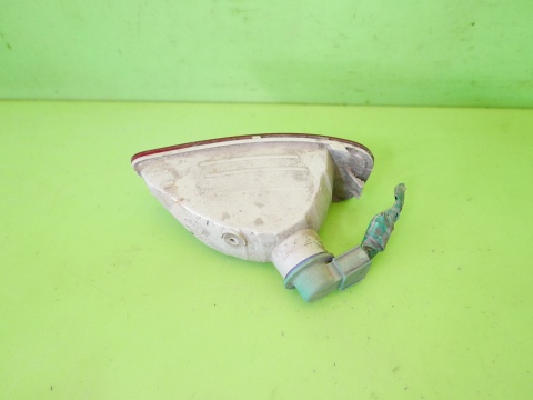 Lampka przeciwmgłowa lewa tył MAGNA 57010717AB FIAT FREEMONT I 11-15