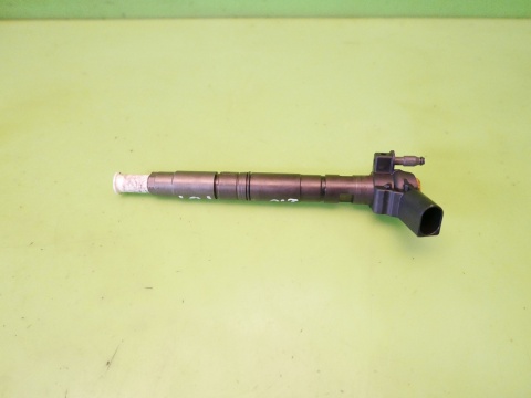 Wtryskiwacz wtrysk paliwa 03L130277 0445116030 AUDI A6 C6 2.0 TDI 08-11