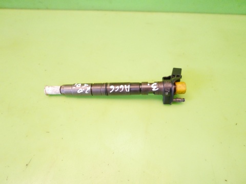 Wtryskiwacz wtrysk paliwa 03L130277 0445116030 AUDI A6 C6 2.0 TDI 08-11