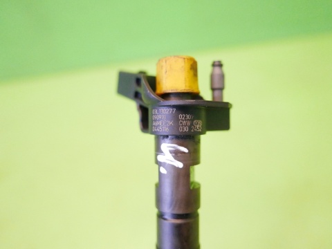 Wtryskiwacz wtrysk paliwa 03L130277 0445116030 AUDI A6 C6 2.0 TDI 08-11