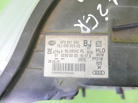 Reflektor lampa przód prawa Hella 4F0941004 AUDI A6 C6 2.0 TDI AVANT 08-11