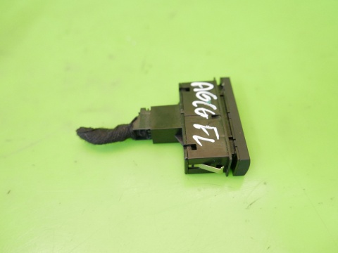 Przełącznik świateł awaryjnych 4F0941509 AUDI A6 C6 FL AVANT KOMBI 08-11