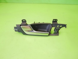 Klamka wewnętrzna przód lewa 8P4837019E AUDI A3 8P HB 5D 04-