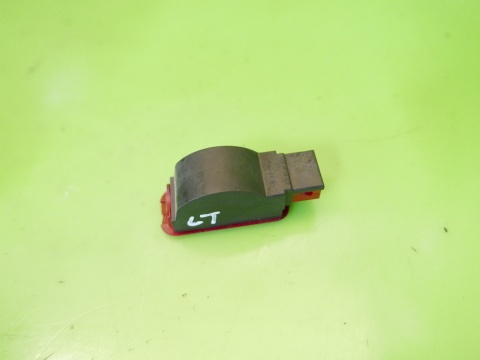 Lampka boczka tył lewa 3B0947415B AUDI A3 8P HB 5D 04-08