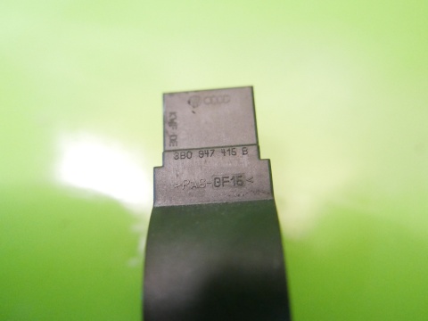 Lampka boczka tył lewa 3B0947415B AUDI A3 8P HB 5D 04-08