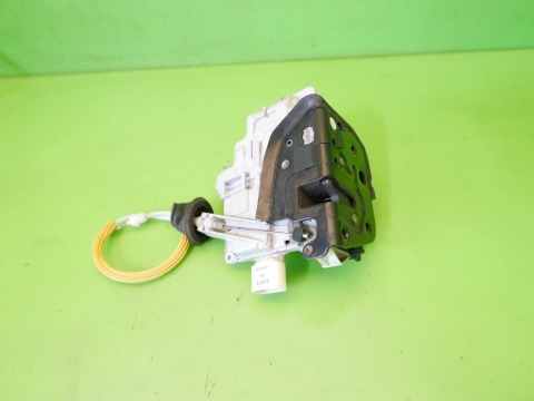 Zamek drzwi przód prawy 4F1837016 7 Pinów AUDI A3 8P HB 5D 04-08
