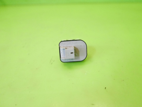 Przełącznik panel regulacji lusterek 8E0959565 AUDI A3 8P HB 5D 04-08