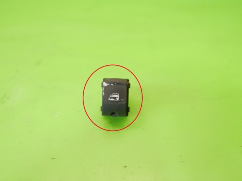 Przełącznik szyby przód prawy 4F0959855 AUDI A3 8P HB 5D 04-08