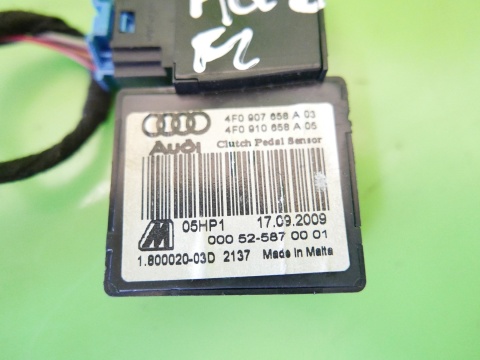 Czujnik sensor położenia pedału sprzęgła 4F0907658A AUDI A6 C6 2.0 TDI