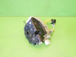 Zamek drzwi przód lewy 4E0837015 AUDI A3 8P HB 5D 04-08