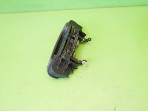 Klamka zewnętrzna przód prawa LY7H 4B0839885 AUDI A3 8P HB 5D 04-08