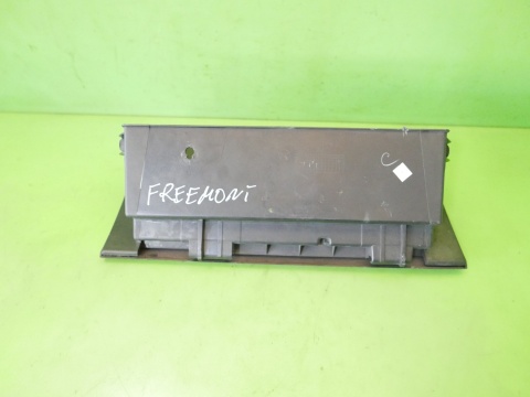 Schowek z deski prawy pasażera FIAT FREEMONT I 11-15