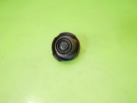 Korek wlewu paliwa AUDI A3 8P HB 5D 1.6 TFSI 04-08