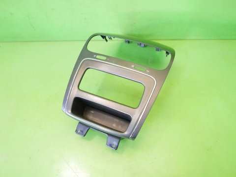 Ramka dekor deski radia FIAT FREEMONT I 11-15