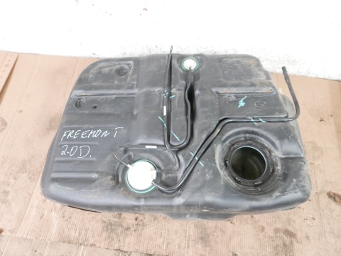 Zbiornik bak paliwa 04766090AA DIESEL FIAT FREEMONT I 2.0 D MJET 11-15