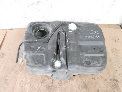 Zbiornik bak paliwa 04766090AA DIESEL FIAT FREEMONT I 2.0 D MJET 11-15