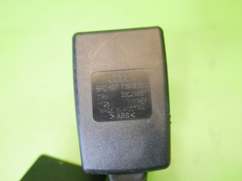 Zapięcia zatrzask zapięcie pasa tył lewe + środek 8P0857739B AUDI A3 8P 5D