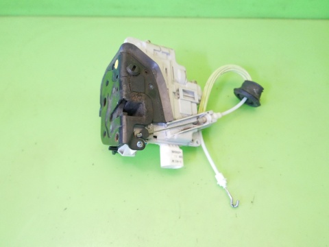 Zamek drzwi tył prawy 4F0839015 8 PINÓW AUDI A3 8P HB 5D 04-08