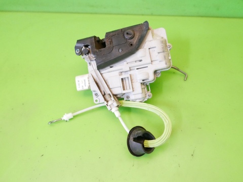 Zamek drzwi tył prawy 4F0839015 8 PINÓW AUDI A3 8P HB 5D 04-08