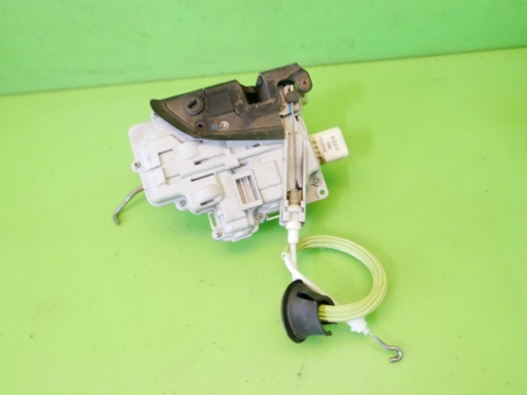 Zamek drzwi tył prawy 4F0839016 7 Pinów AUDI A3 8P HB 5D 04-08