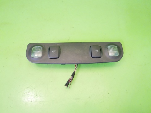Lampka oświetlenia kabiny tył czarna 8E0947111A AUDI A3 8P HB 5D 04-08
