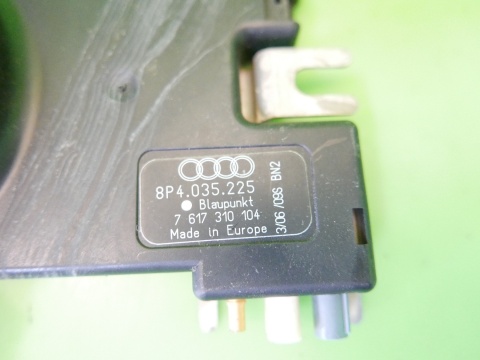 Wzmacniacz antenowy anteny 8P4035225 AUDI A3 8P 1.6 FSI HB 5D 04-08