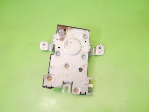 Wzmacniacz antenowy anteny 8P4035225 AUDI A3 8P 1.6 FSI HB 5D 04-08