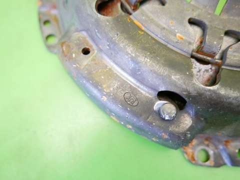 DOCISK SPRZĘGŁA LUK NISSAN ALMERA TINO 2.2 Di 00-