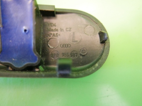 Dysze spryskiwaczy podgrzewane 8P0955988C 8P0955987C AUDI A3 8P HB 5D 04-08