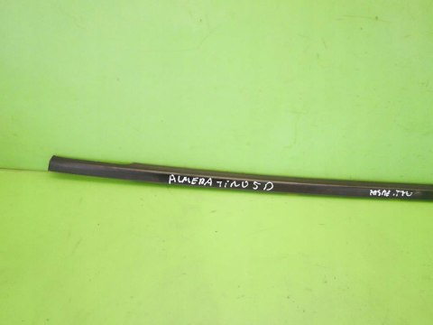 LISTWA ZGARNIAJĄCA PRAWA TYŁ NISSAN ALMERA TINO