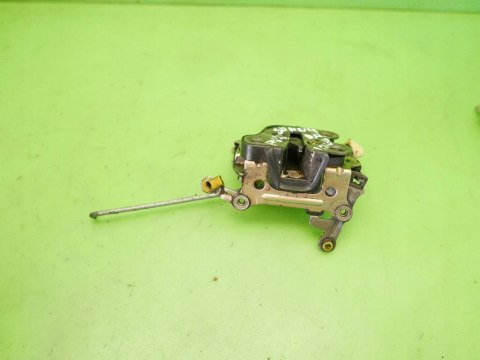 ZAMEK DRZWIOWY PRAWY PRZÓD NISSAN SUNNY B11 82-86 ZAMEK DRZWIOWY PRAWY PRZÓD NISSAN SUNNY B11 82-86