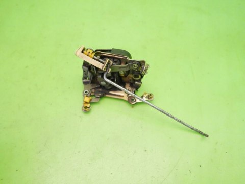 ZAMEK DRZWIOWY PRAWY PRZÓD NISSAN SUNNY B11 82-86 ZAMEK DRZWIOWY PRAWY PRZÓD NISSAN SUNNY B11 82-86