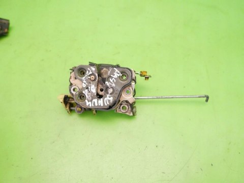 ZAMEK DRZWIOWY PRAWY PRZÓD NISSAN SUNNY B11 82-86 ZAMEK DRZWIOWY PRAWY PRZÓD NISSAN SUNNY B11 82-86