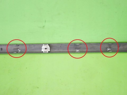 LISTWA DRZWIOWA PRAWA PRZÓD RENAULT LAGUNA I PHII