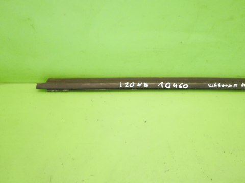 LISTWA ZGARNIAJĄCA LEWA PRZÓD HYUNDAI I20 I HB 5D