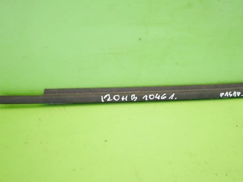 LISTWA ZGARNIAJĄCA PRAWA PRZÓD HYUNDAI I20 I HB 5D