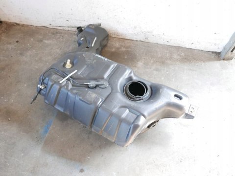ZBIORNIK BAK PALIWA RENAULT LAGUNA I PHII 1.6 16V ZBIORNIK BAK PALIWA RENAULT LAGUNA I PHII 1.6 16V