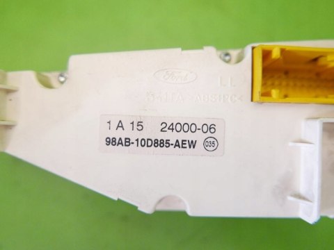 ZEGAR ZEGAREK WYŚWIETLACZ FORD FOCUS MK1 98-01 ZEGAR ZEGAREK WYŚWIETLACZ FORD FOCUS MK1 98-01