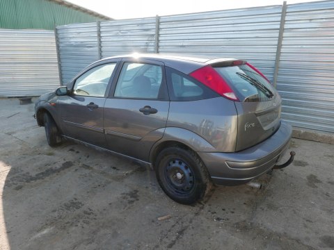 LISTWA DRZWIOWA PRAWA PRZÓD FORD FOCUS MK1 ZX5 5D LISTWA DRZWIOWA PRAWA PRZÓD FORD FOCUS MK1 ZX5 5D
