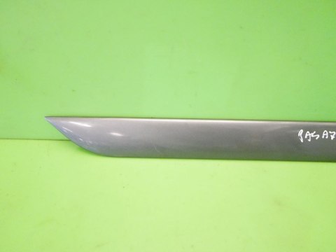 LISTWA DRZWIOWA PRAWA TYŁ FORD FOCUS MK1 ZX5 5D HB