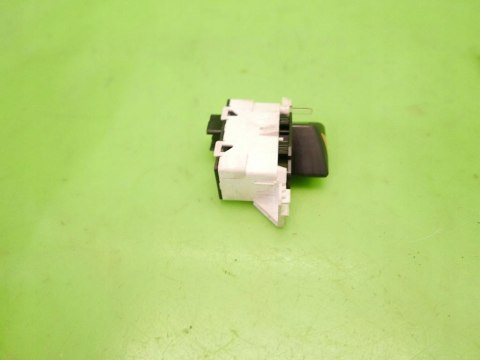 PRZEŁĄCZNIK ŚWIATEŁ AWARYJNYCH FORD FOCUS MK1 ZX5 PRZEŁĄCZNIK ŚWIATEŁ AWARYJNYCH FORD FOCUS MK1 ZX5