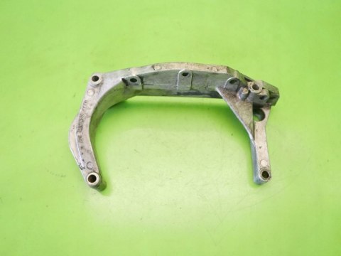 ŁAPA WSPORNIK SILNIKA SKRZYNI AUDI 80 B4 1.9 TDI ŁAPA WSPORNIK SILNIKA SKRZYNI AUDI 80 B4 1.9 TDI