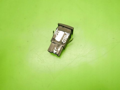 PRZEŁĄCZNIK ŚWIATEŁ AWARYJNYCH VW POLO IV 9N 01-05